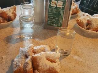 Cafe Du Monde Oakwood Mall