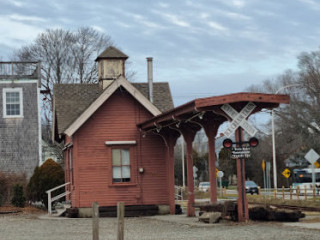 Newport Dinner Train