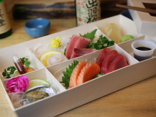 Kakurega Sushi