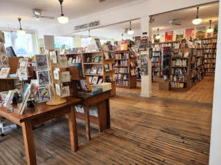 Arcadia Books In Spr