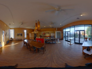 The Wine Studio