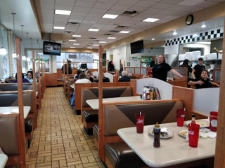 Leo's Coney Island