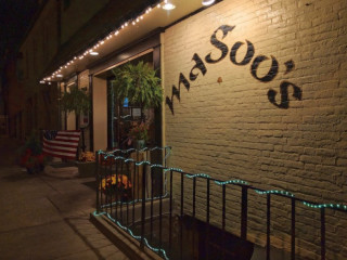 Magoo's Pub Eatery