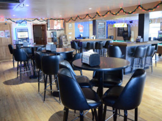 Carlee's Bar Grill Restaurant