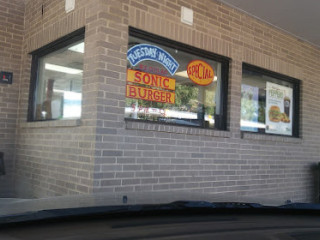 Sonic Drive-in