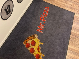 Mr. Pizza