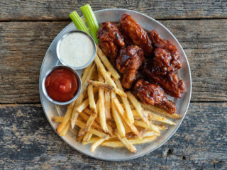 Native Grill Wings