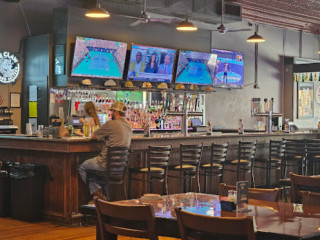 Scores Sports Bar Grill Restaurant