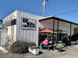 Lil' Bits Café