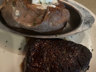 Delmonico's Italian Steakhouse