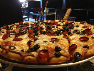 Salvatore's Old Fashioned Pizzeria