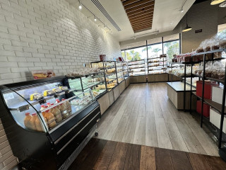 85c Bakery Cafe Tustin