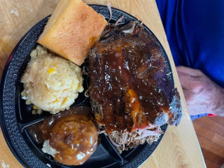 Bird's Smokehouse Bbq