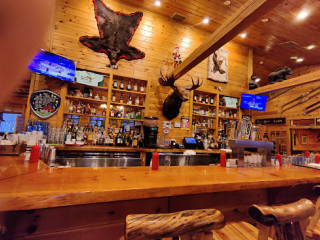 Muddy Moose Pub