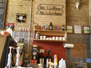 Alley Cat Coffeehouse