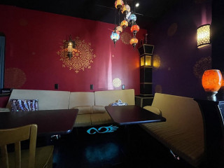 Sophi's Mediterranean Cafe, Market Hookah Lounge