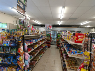 Highland Mini Mart