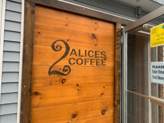 2 Alices Coffee Lounge