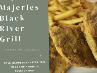 Majerle's Black River Grill