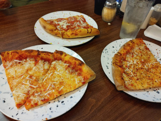 Lil Tony's Pizzeria