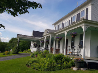 Highland Lodge