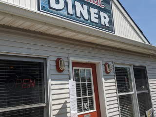 Lakeside Diner