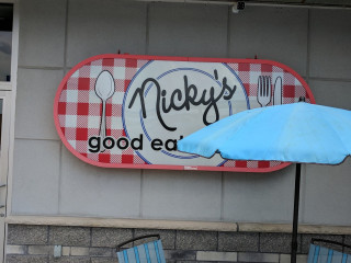 Nicky's Good Eats And Treats