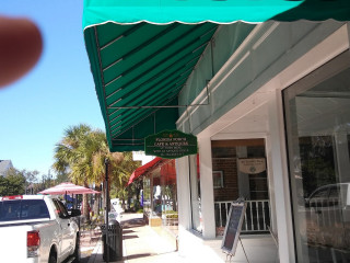 The Florida Porch Cafe