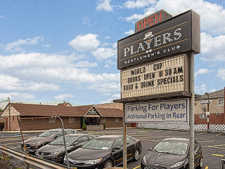 Players Club Grill