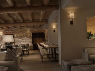 The Anasazi Restaurant, Bar Lounge