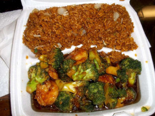 Yum's Chinese Carry Out