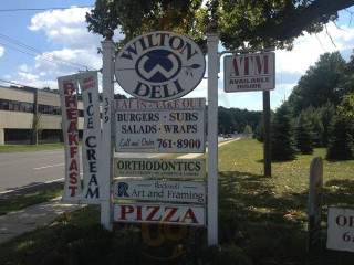 Wilton Farms Deli