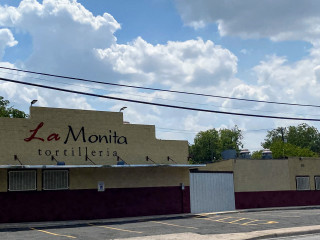 La Monita Tortilleria