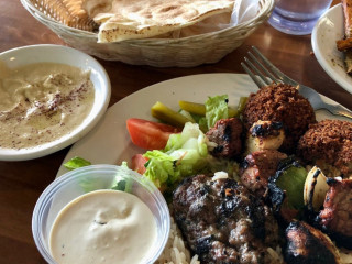 La Kabob Lebanese Grill