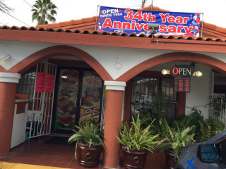 Retama Burger Lunch Stand