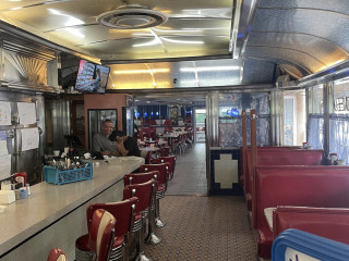 Double D Diner