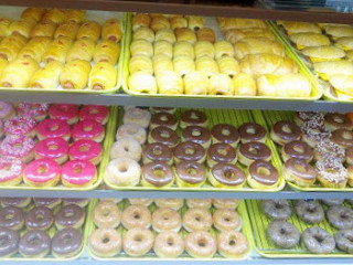 Andrews Donuts