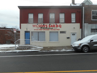 Wilson's -b-q