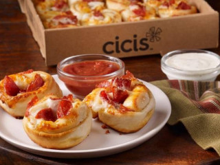 Cicis Pizza