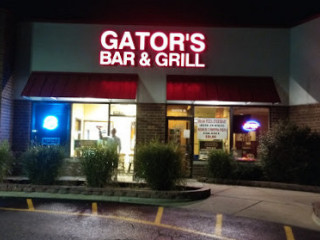 Gators Grill In W