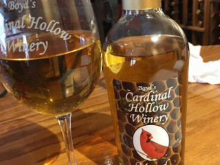 Cardinal Hollow Winery