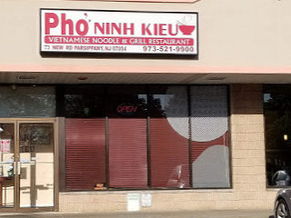 Pho Ninh Kieu