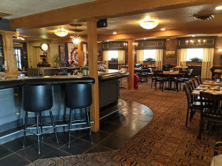 Pheasant Lounge In Brook