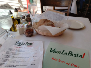 Viva La Pasta! Kitchen Of Italy