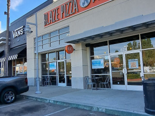 Dalia's Pizza