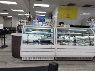 Taino's Bakery Deli (kissimmee Bvl)