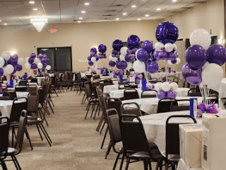 Kasey's Banquet Hall, Lounge In Lans