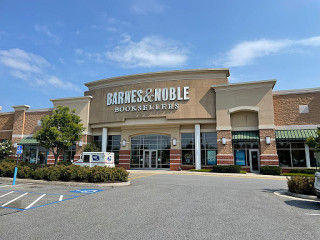 Barnes Noble