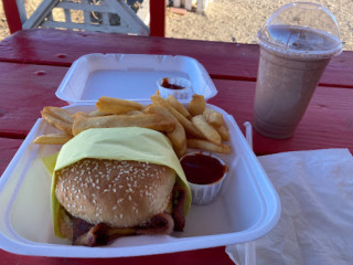 Socorro's Burger Hut In M