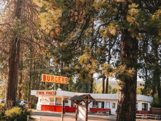 Twin Pines Drive In